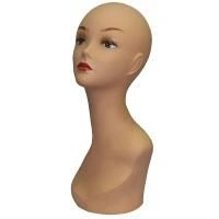 Голова женская, с макияжем